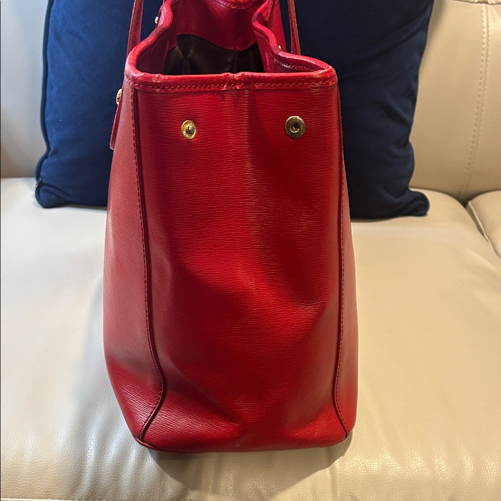 Lauren Ralph Lauren Red Newbury Classic Leather Tote - Picture 6 of 14